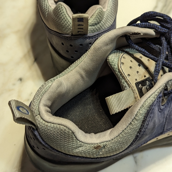 Men's Oakley Nail Lows -- Size 8 - Picture 8 of 8